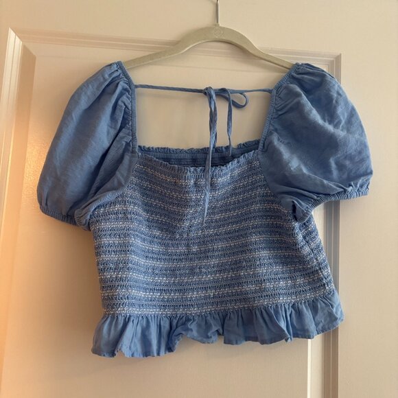 American Eagle Smocked Top - Picture 2 of 4